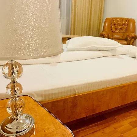 House Hotel 3*