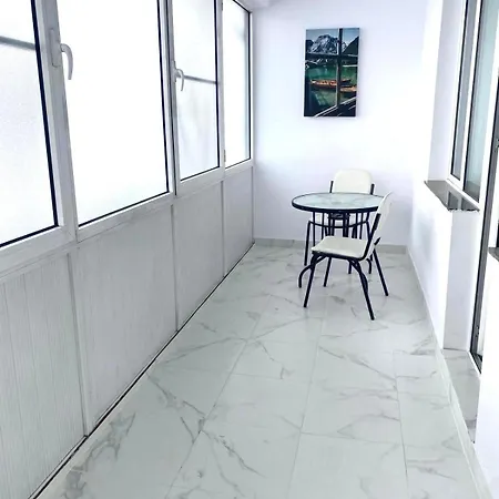 Hotel House 3*