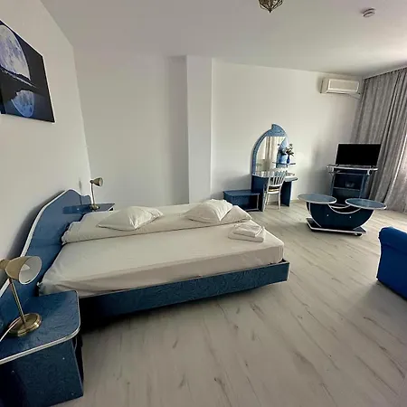 House 3* Craiova