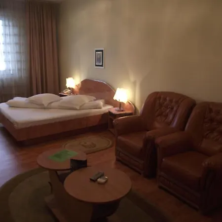 House 3*